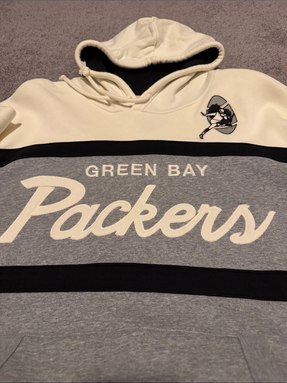Mitchell & Ness Grey, Cream & Black Green Bay Packers Hoodie - Picture 3 of 3